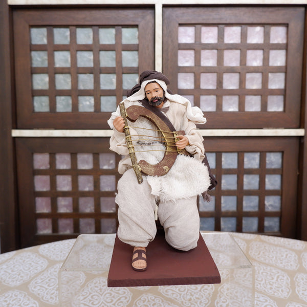 14" Kneeling Shepherd